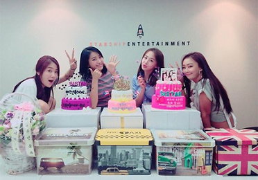 씨스타', 데뷔 6주년 자축…"돌아온 여름깡패"