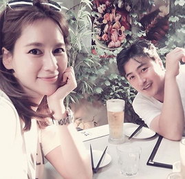 안정환♥이혜원, 여름 데이트…"우리 부부 달달해"
