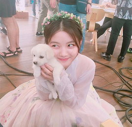 김유정, 순백의 러블리…"한복도 귀요미"
