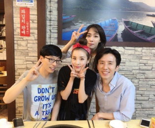 "함께해서 영광" 산다라박, 유재석·유희열·김이나에 '폭풍 감사'
