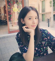 윤아, 청순의 완성…"햇살은 거들 뿐"