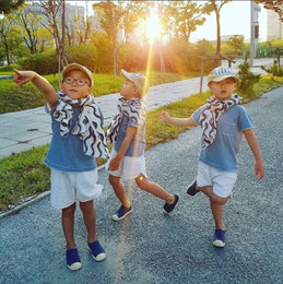 송일국, 삼둥이 폭풍 성장 근황 공개…"가을 느낌 아니까~"
