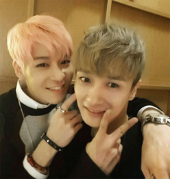 젝스키스 강성훈X김재덕, 동안 미모 자랑 '눈길'