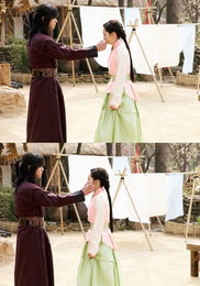 '화랑' 박서준 ♥고아라, 가슴 설레는 볼쓰담..눈물 위로