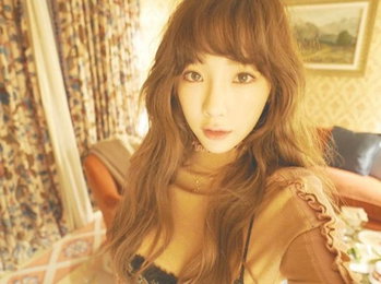 태연, 분위기 돋보이는 '인형 같은 외모'