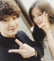 이선빈X찬열, 오프라인 재회 "열이를 만났다"