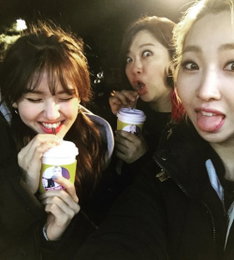 공민지x전소미x김숙, 개성만점 셀카 "슬램덩크 크로스"