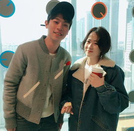 류현경X박정민, 다정하게 찰칵…"훈남훈녀 케미"
