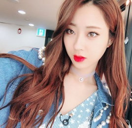 경리, 아침 밝혀주는 환한 미모..."굿모닝"