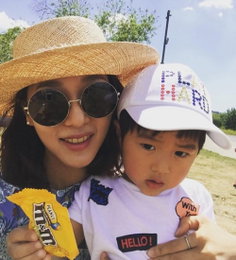 승재, 엄마와 신나는 외출…"엄마 판박이 사랑둥이"