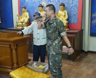 훈련병 빈지노, 카리스마 래퍼…"군대에서 스웨그"