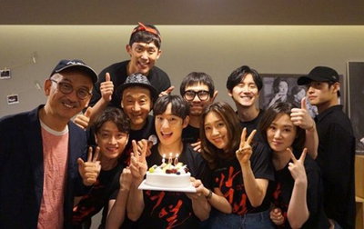 이제훈X이준익 인증샷 '강하늘 시강'…"200만이로소이다"