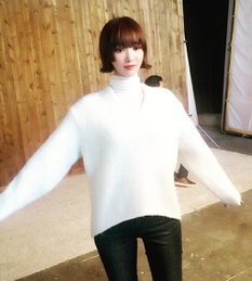고준희, 독특 헤어스타일도 찰떡…"단발의 인형"