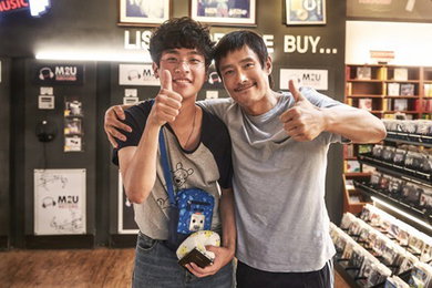 '그것만이 내세상' 이병헌x박정민 크랭크업…뜨거운 형제애