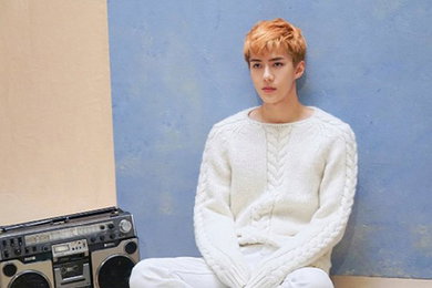 엑소 세훈, 남자의 향기…"눈빛에 빠져들 시간"