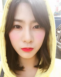 에이핑크 하영, 빈틈없는 이목구비…"인형인가요"
