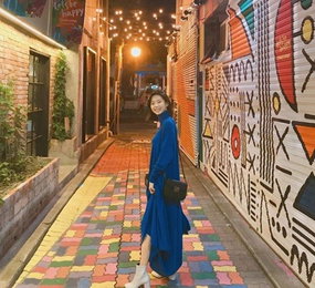 박수진, 화보같은 골목길 한 컷…"아름다운 인사동'
