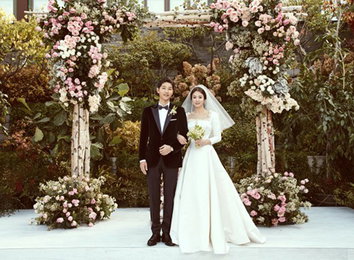 송중기♥송혜교, 본식 사진 공개 '눈길'