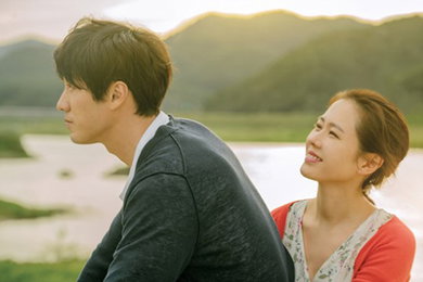 '지금만나러~', 크랭크업…소지섭·손예진, 아련한 스틸