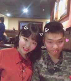 악뮤 이수현, 해병대 이찬혁 면회 인증샷…"씩씩한 우리 오빠"