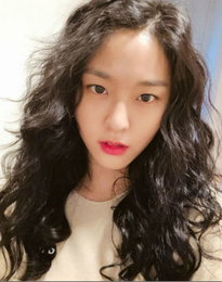 설현, 굴욕은 남의 일…“빠글 파마도 예쁨”
