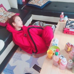 윤보미, 옆집 친구 포스…"뭘 입어도 귀여워"