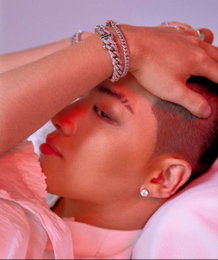 '입대 D-1' 태양, 강렬한 분위기 화보 공개…'눈길'