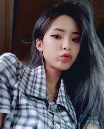 헤이즈, 카리스마 있는 눈빛...걸크러시 '뿜뿜'