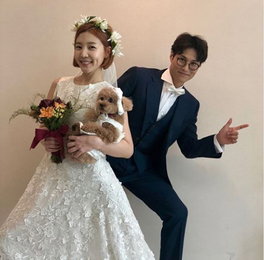 신다은♥임성빈, 결혼 2주년 기념 화보…"나랑 산다고 고생 많다"