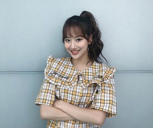에이프릴 나은, 초복 더위도 날릴 상큼함