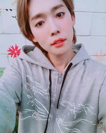 위너 진우, 요정 비주얼 뽐내..."나보다 예뻐"