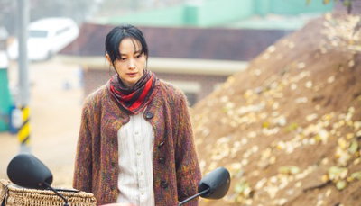 6년만의 복귀 이나영 "부산영화제 개막작 선정 영광"