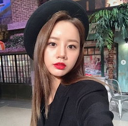 혜리, 사랑스러운 레드립…'섹시+요염'