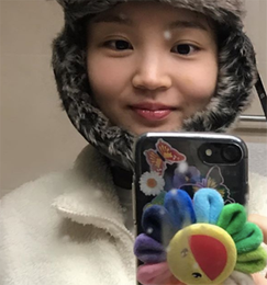 이하이, 이리보고 저리봐도 귀여운 크리스마스 인사