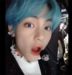 방탄소년단(BTS) 뷔 '파란색 헤어스타일로 변신, 진짜 만찢남 맞네'