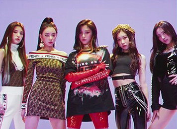 JYP 새 걸그룹 ITZY, 5인조 확정…"드림팀 완성"