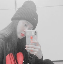 서현, 비니로 패션 올킬..."현실감 없는 미모"