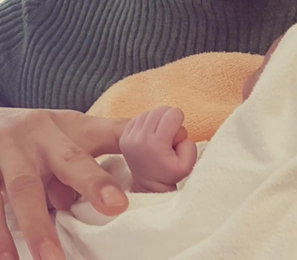 JYP 박진영 득녀…"자신 있게 뛰고 꿈꾸렴 아가야"