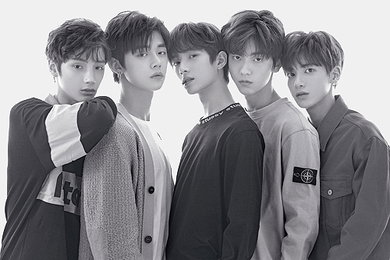투모로우바이투게더, 데뷔앨범 선주문량 10만장 돌파
