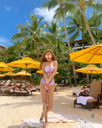 루나, 감탄 부르는 비키니 자태 "허리가 한 줌"