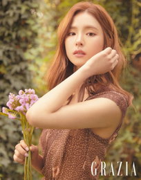 신세경, 봄의 여신같이 싱그러운 분위기 뽐내