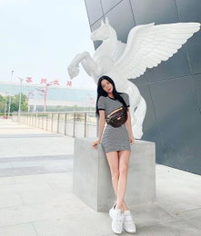 클라라, 변함없는 명품 몸매에 '눈길'