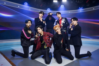 갓세븐, 美 '투데이 쇼' 출연…신곡 영어버전 선보여