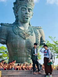 넷플릭스, 여행 예능 '투게더' 제작…이승기-리우이하오 출연