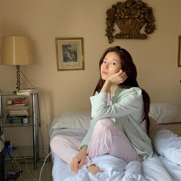 수지, 잠옷 셀카 공개...민낯도 어쩜 이리 예뻐
