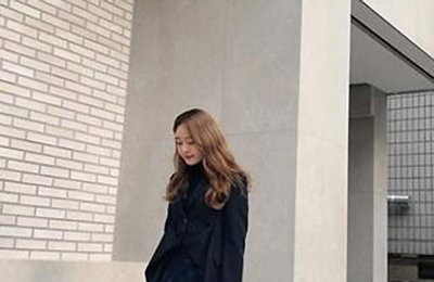 성유리, 남편이 찍어준 사진? ‘길거리가 런웨이’