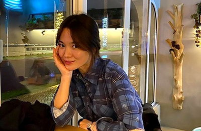 송혜교, 환한 미소 근황 공개…"일상도, 여신이네"