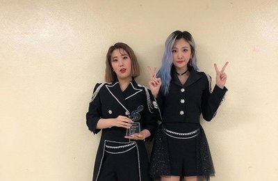 볼빨간사춘기, 제복도 잘 어울려..물오른 성숙美