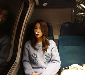 소유, 콧구멍에 휴지넣고 훌쩍.."감기조심"