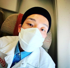 이창민, 마스크 쓴 근황..."과하다 싶을 정도로 조심하는 게 좋다고 생각"